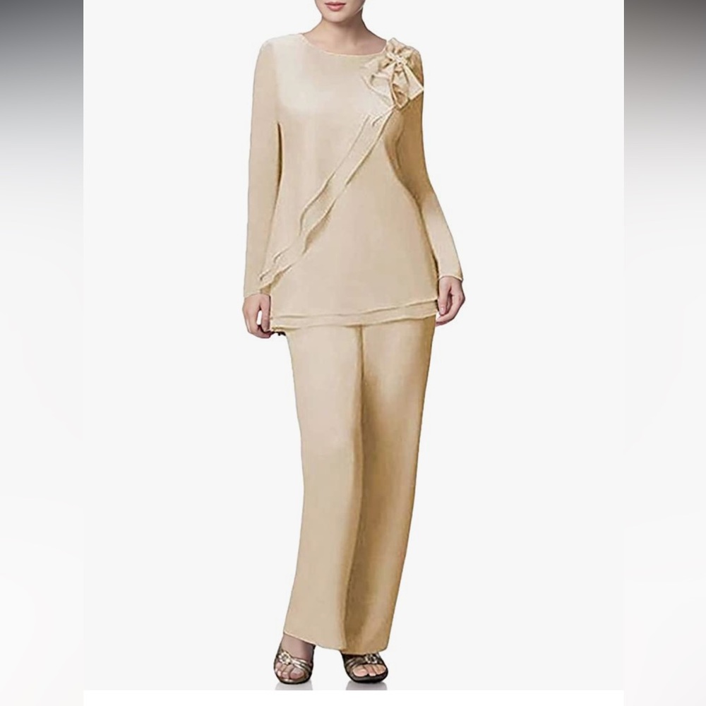 Two Piece Chiffon Mother of The Bride Pant Suit NWOT
